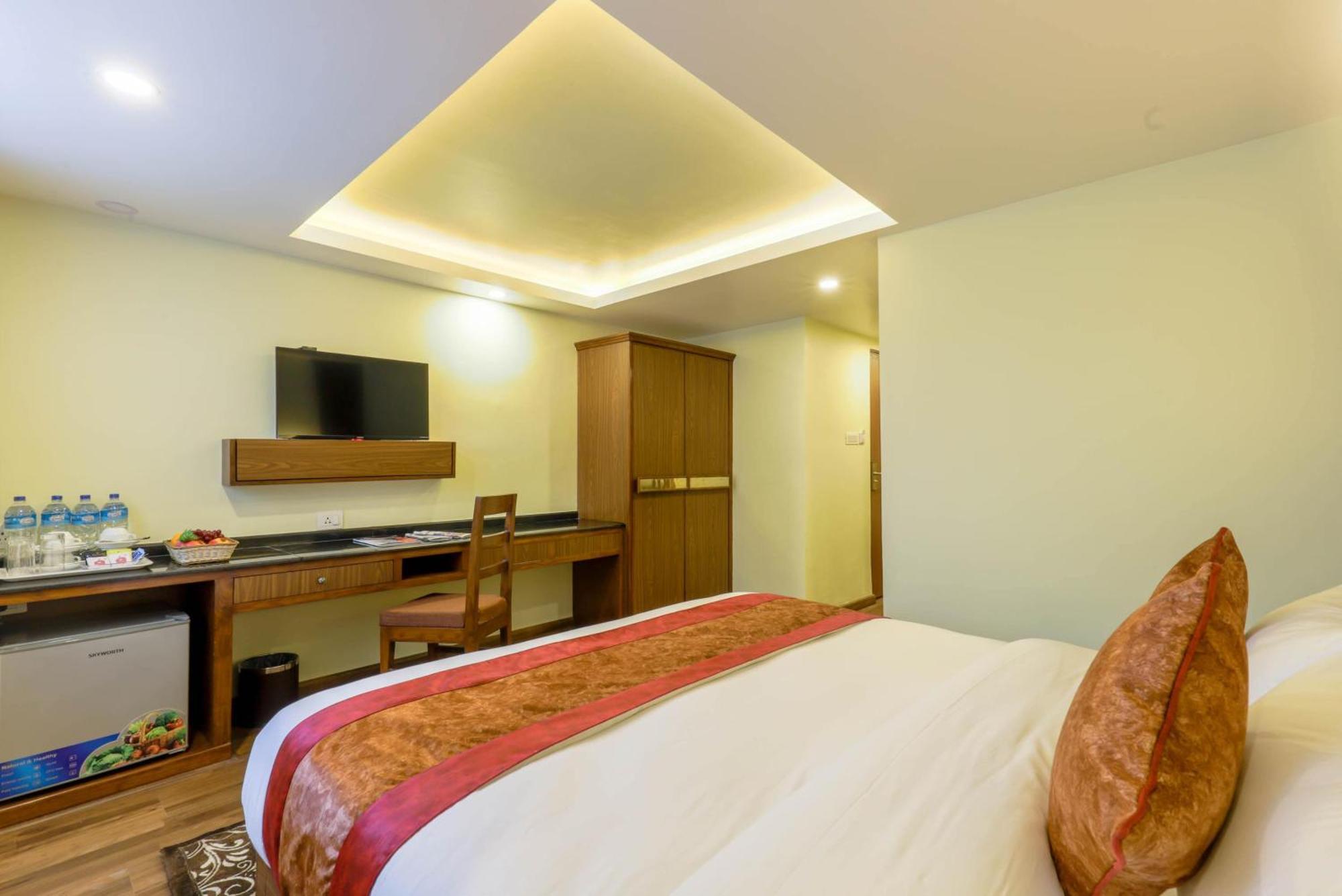 Hotel Infinity International Near Igi Airport 新德里 外观 照片