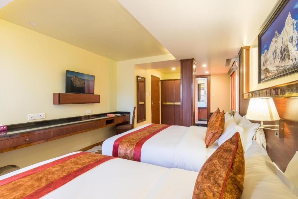 Hotel Infinity International Near Igi Airport 新德里 外观 照片